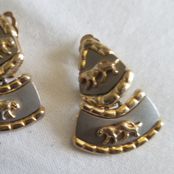 4 piece Vintage jewelry lot - Picture 2 of 6